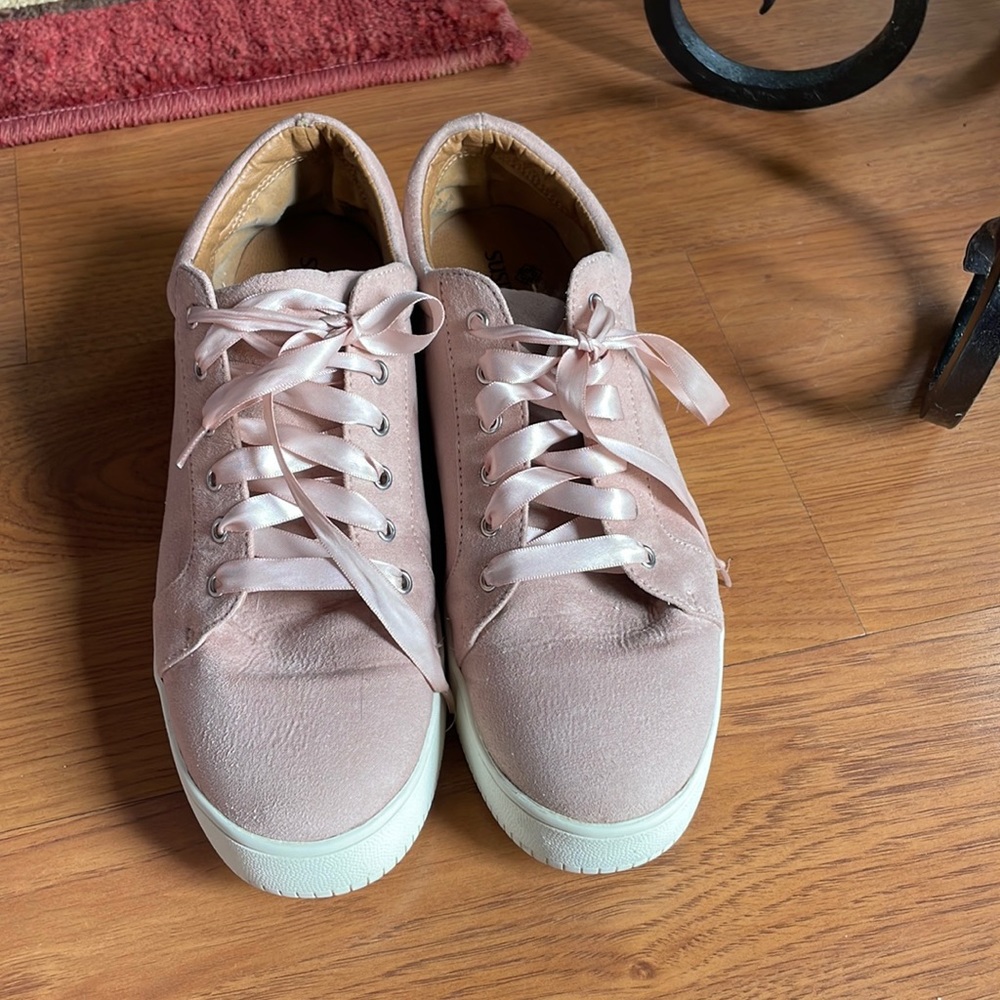 Susina Blush Pink Faux Suede Platform Sneakers Size 8